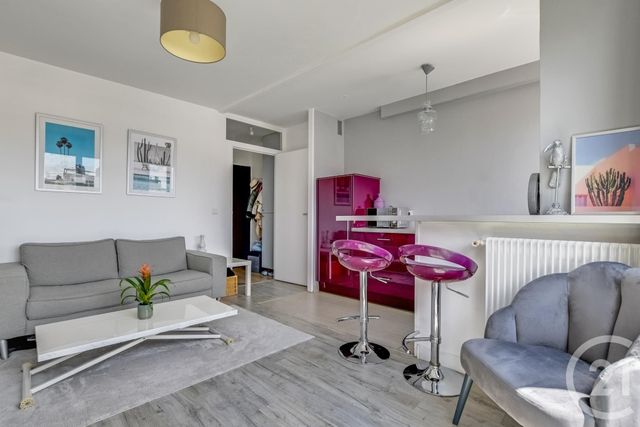 Appartement F2 à vendre - 2 pièces - 36.0 m2 - PARIS - 75020 - ILE-DE-FRANCE - Century 21 Saint-Fargeau