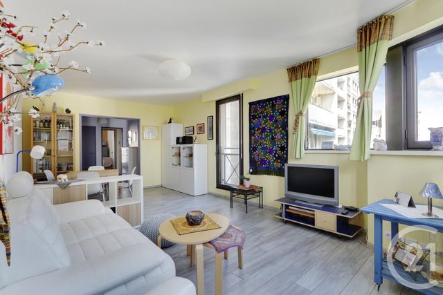 Appartement F3 à vendre - 3 pièces - 61.0 m2 - PARIS - 75020 - ILE-DE-FRANCE - Century 21 Saint-Fargeau