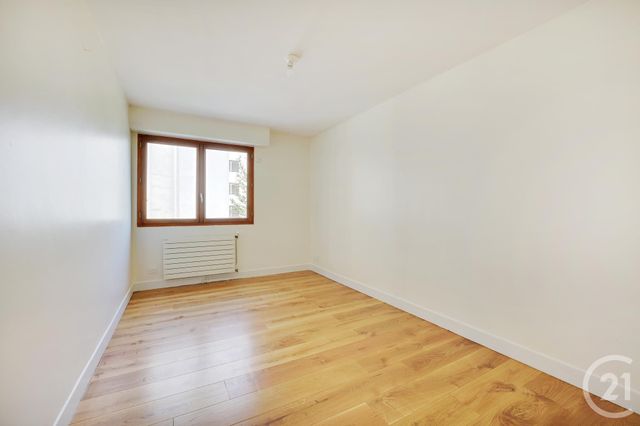 Afficher la photo en grand Appartement F5 à vendre - 5 pièces - 115.0 m2 - PARIS - 75020 - ILE-DE-FRANCE - Century 21 Saint-Fargeau