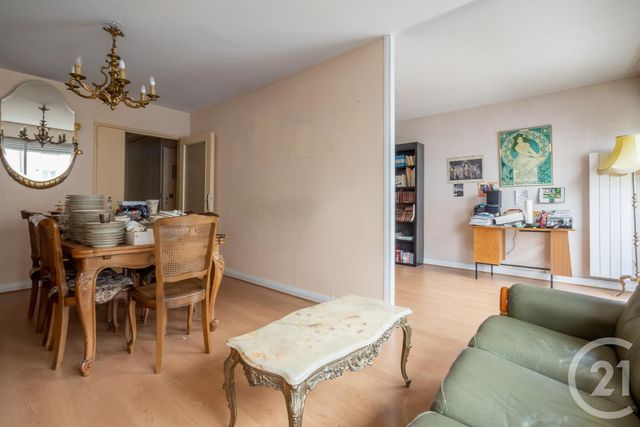Appartement F3 à vendre - 3 pièces - 78.0 m2 - PARIS - 75020 - ILE-DE-FRANCE - Century 21 Saint-Fargeau