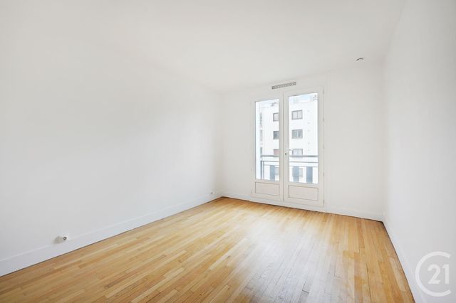 Afficher la photo en grand Appartement F3 à vendre - 3 pièces - 56.4 m2 - PARIS - 75020 - ILE-DE-FRANCE - Century 21 Saint-Fargeau