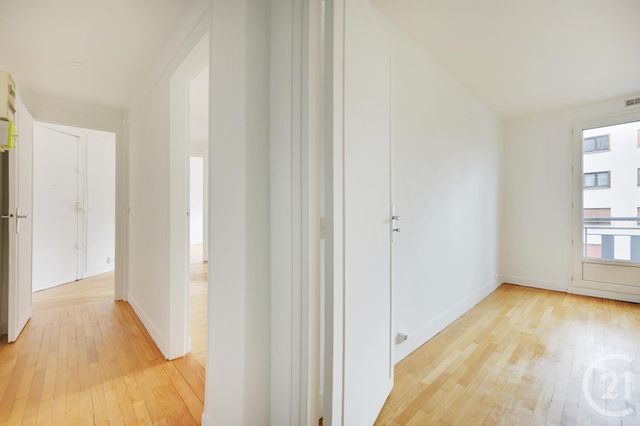 Afficher la photo en grand Appartement F3 à vendre - 3 pièces - 56.4 m2 - PARIS - 75020 - ILE-DE-FRANCE - Century 21 Saint-Fargeau