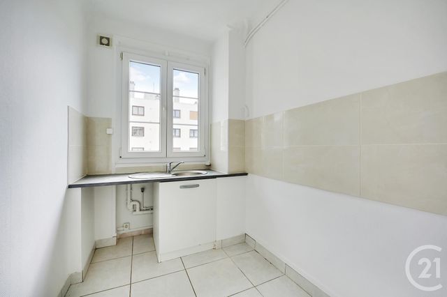 Afficher la photo en grand Appartement F3 à vendre - 3 pièces - 56.4 m2 - PARIS - 75020 - ILE-DE-FRANCE - Century 21 Saint-Fargeau