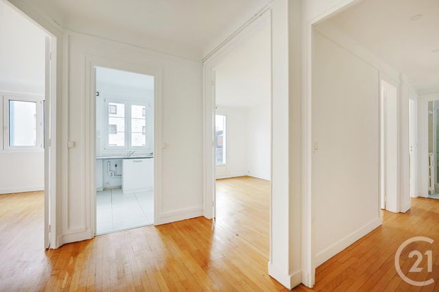 Afficher la photo en grand Appartement F3 à vendre - 3 pièces - 56.4 m2 - PARIS - 75020 - ILE-DE-FRANCE - Century 21 Saint-Fargeau