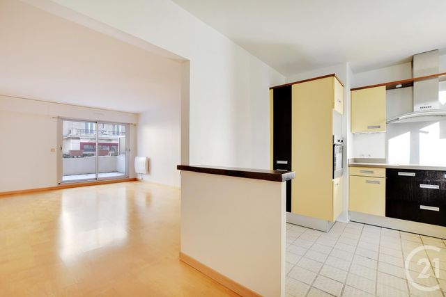 Appartement F3 à vendre - 3 pièces - 69.0 m2 - PARIS - 75020 - ILE-DE-FRANCE - Century 21 Saint-Fargeau