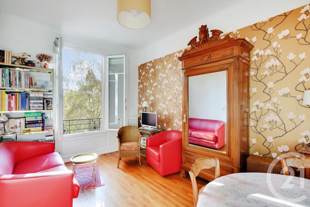  - PARIS - 