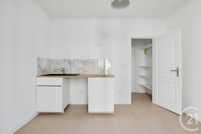 Appartement F2 à vendre - 2 pièces - 26.0 m2 - PARIS - 75020 - ILE-DE-FRANCE - Century 21 Saint-Fargeau