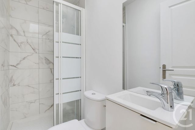 Appartement F2 à vendre - 2 pièces - 26.0 m2 - PARIS - 75020 - ILE-DE-FRANCE - Century 21 Saint-Fargeau