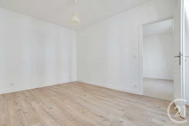 Appartement F2 à vendre - 2 pièces - 26.0 m2 - PARIS - 75020 - ILE-DE-FRANCE - Century 21 Saint-Fargeau