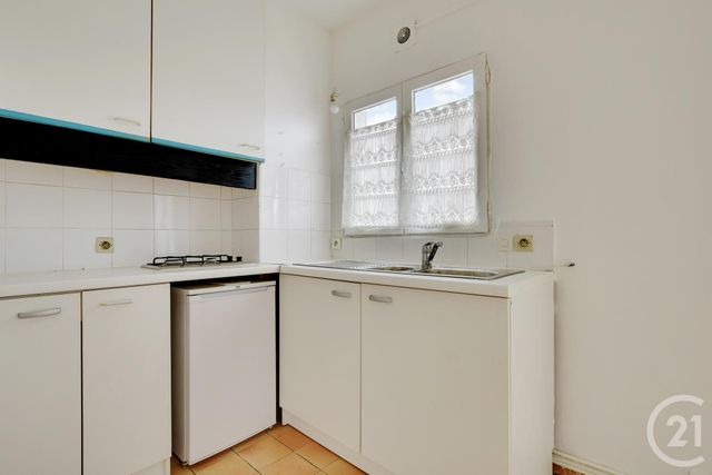 Appartement F1 à vendre - 1 pièce - 18.0 m2 - PARIS - 75020 - ILE-DE-FRANCE - Century 21 Saint-Fargeau