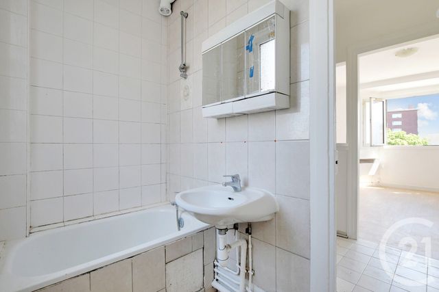 Appartement F1 à vendre - 1 pièce - 19.35 m2 - PARIS - 75019 - ILE-DE-FRANCE - Century 21 Saint-Fargeau