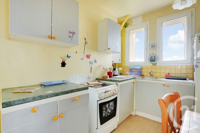 Appartement F3 à vendre - 3 pièces - 61.54 m2 - PARIS - 75020 - ILE-DE-FRANCE - Century 21 Saint-Fargeau