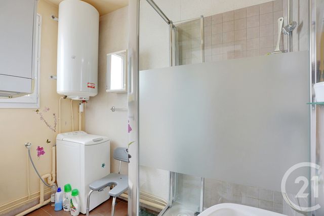 Appartement F3 à vendre - 3 pièces - 61.54 m2 - PARIS - 75020 - ILE-DE-FRANCE - Century 21 Saint-Fargeau