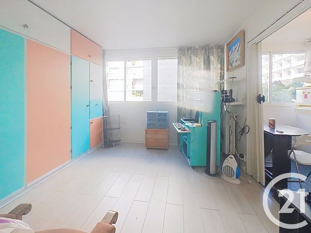 Appartement F1 à vendre - 1 pièce - 28.0 m2 - PARIS - 75020 - ILE-DE-FRANCE - Century 21 Saint-Fargeau