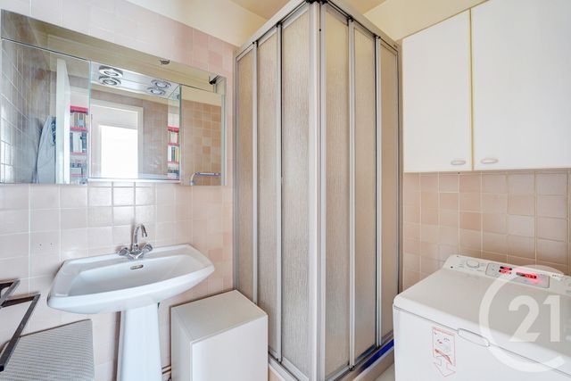 Appartement F5 à vendre - 5 pièces - 89.0 m2 - PARIS - 75020 - ILE-DE-FRANCE - Century 21 Saint-Fargeau