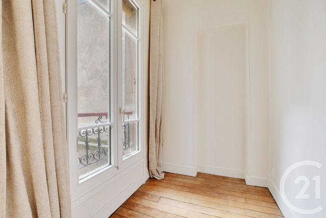 Appartement F2 à vendre - 2 pièces - 52.0 m2 - PARIS - 75020 - ILE-DE-FRANCE - Century 21 Saint-Fargeau