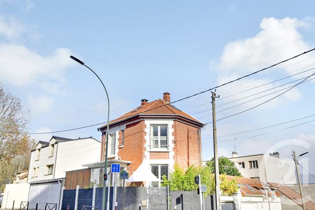 maison à vendre - 5 pièces - 103.0 m2 - VILLEJUIF - 94 - ILE-DE-FRANCE - Century 21 Saint-Fargeau