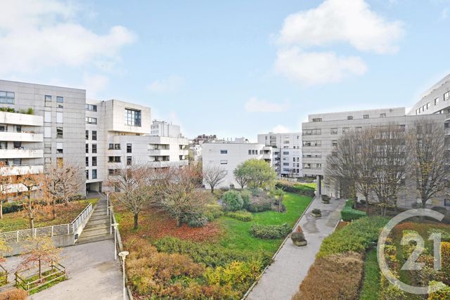 Appartement F3 à vendre - 3 pièces - 77.0 m2 - PARIS - 75020 - ILE-DE-FRANCE - Century 21 Saint-Fargeau