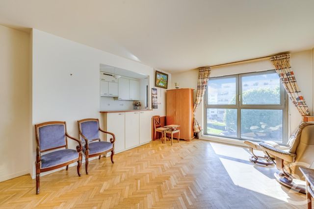 Appartement F3 à vendre - 3 pièces - 77.0 m2 - PARIS - 75020 - ILE-DE-FRANCE - Century 21 Saint-Fargeau