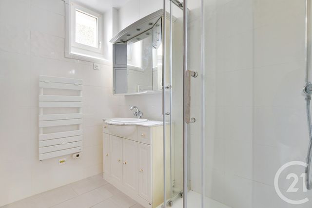 Appartement F2 à vendre - 3 pièces - 60.5 m2 - PARIS - 75020 - ILE-DE-FRANCE - Century 21 Saint-Fargeau