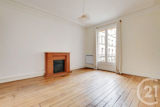 Appartement F2 à vendre - 3 pièces - 60.5 m2 - PARIS - 75020 - ILE-DE-FRANCE - Century 21 Saint-Fargeau