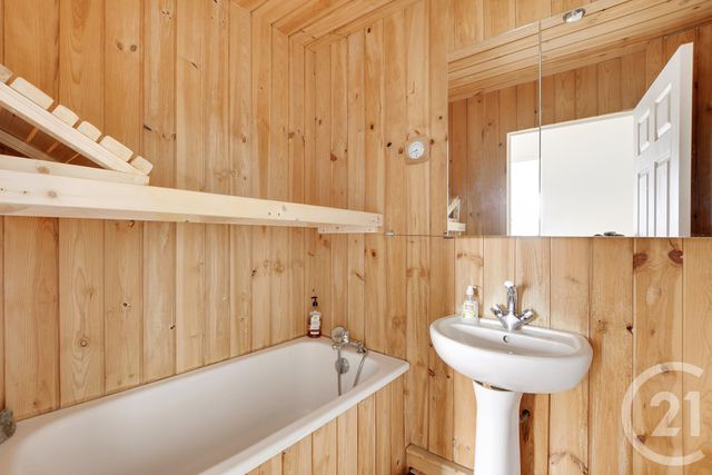 Appartement F4 à vendre - 4 pièces - 100.0 m2 - PARIS - 75020 - ILE-DE-FRANCE - Century 21 Saint-Fargeau