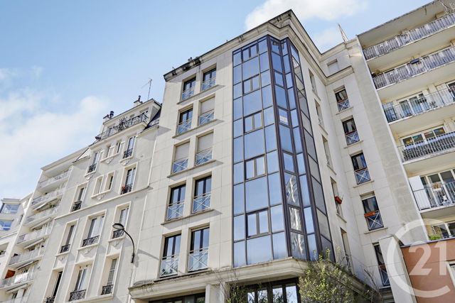 Appartement F3 à vendre - 3 pièces - 63.0 m2 - PARIS - 75020 - ILE-DE-FRANCE - Century 21 Saint-Fargeau