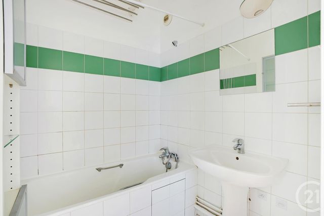 Appartement F3 à vendre - 3 pièces - 63.0 m2 - PARIS - 75020 - ILE-DE-FRANCE - Century 21 Saint-Fargeau