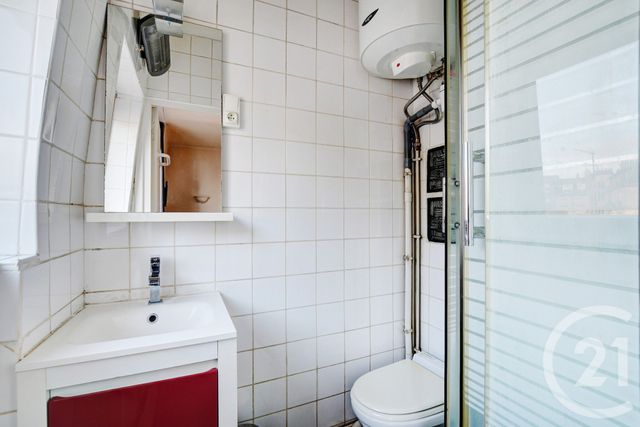 Appartement F1 à vendre - 1 pièce - 16.22 m2 - PARIS - 75018 - ILE-DE-FRANCE - Century 21 Saint-Fargeau