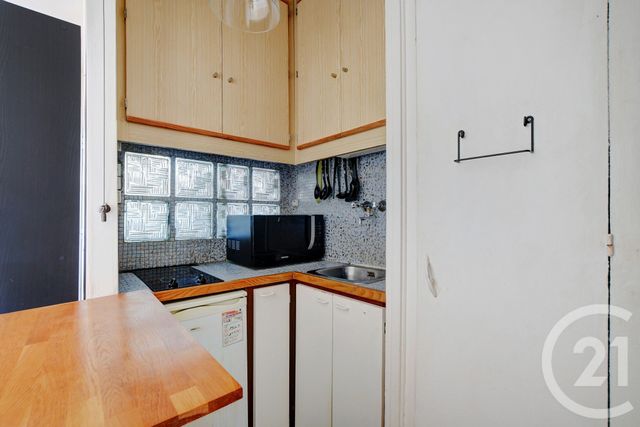 Appartement F1 à vendre - 1 pièce - 16.22 m2 - PARIS - 75018 - ILE-DE-FRANCE - Century 21 Saint-Fargeau