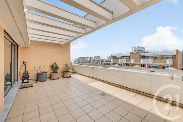 Appartement F2 à vendre - 2 pièces - 47.0 m2 - PARIS - 75020 - ILE-DE-FRANCE - Century 21 Saint-Fargeau