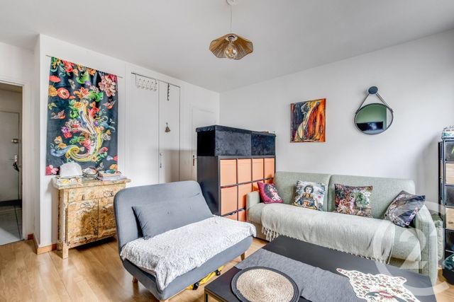 Appartement F1 à vendre - 1 pièce - 27.0 m2 - PARIS - 75020 - ILE-DE-FRANCE - Century 21 Saint-Fargeau