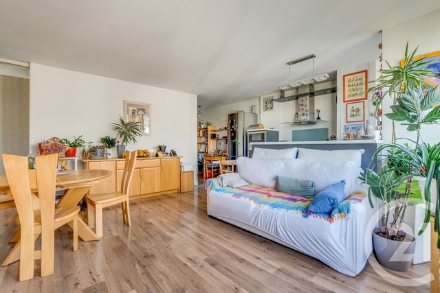 Appartement F2 à vendre - 2 pièces - 56.05 m2 - PARIS - 75019 - ILE-DE-FRANCE - Century 21 Saint-Fargeau