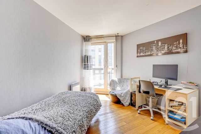 Appartement F4 à vendre - 4 pièces - 99.0 m2 - PARIS - 75019 - ILE-DE-FRANCE - Century 21 Saint-Fargeau