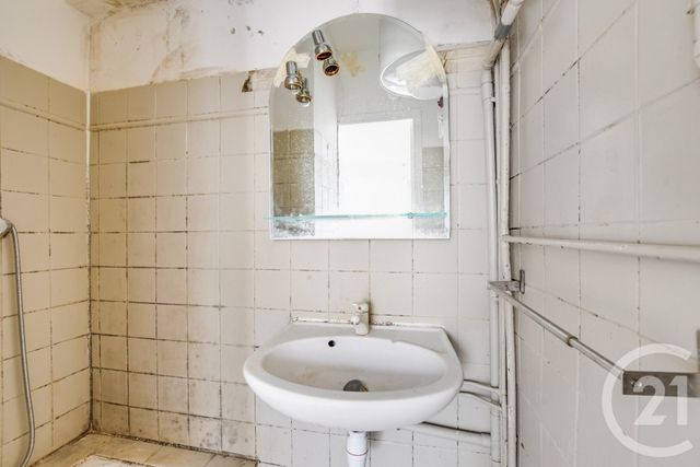 Appartement Studio à vendre - 1 pièce - 14.9 m2 - PARIS - 75019 - ILE-DE-FRANCE - Century 21 Saint-Fargeau