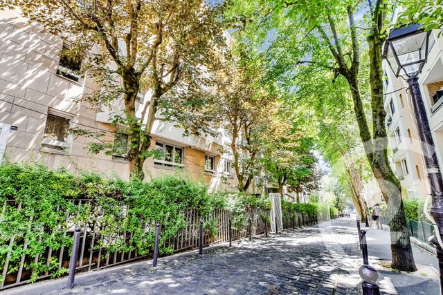 Appartement F3 à vendre - 3 pièces - 54.61 m2 - PARIS - 75020 - ILE-DE-FRANCE - Century 21 Saint-Fargeau
