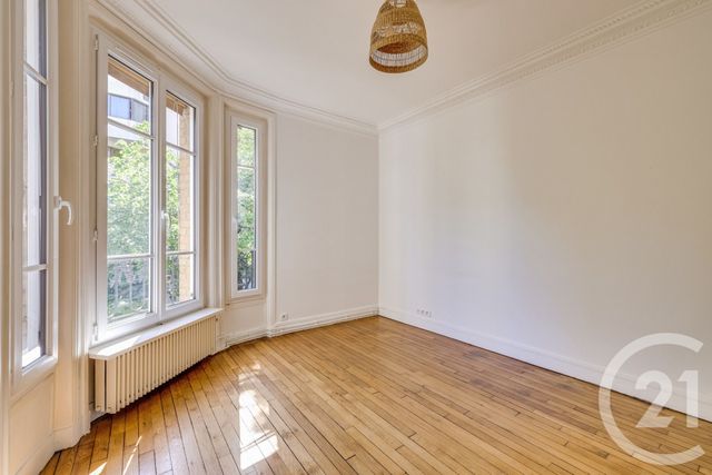 Appartement F3 à vendre - 3 pièces - 53.0 m2 - PARIS - 75020 - ILE-DE-FRANCE - Century 21 Saint-Fargeau