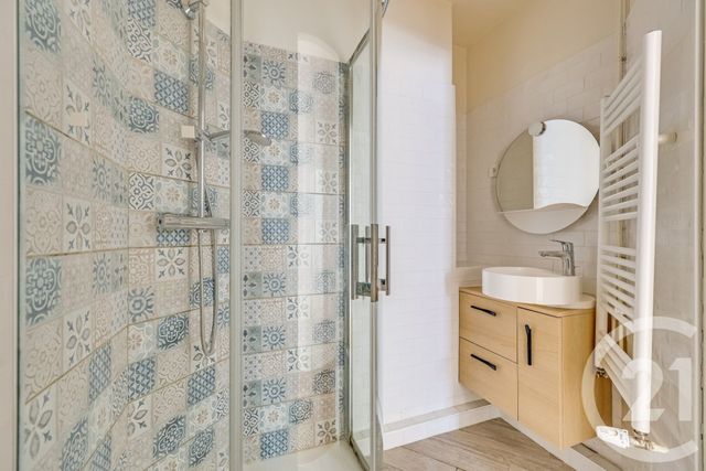 Appartement F3 à vendre - 3 pièces - 53.0 m2 - PARIS - 75020 - ILE-DE-FRANCE - Century 21 Saint-Fargeau