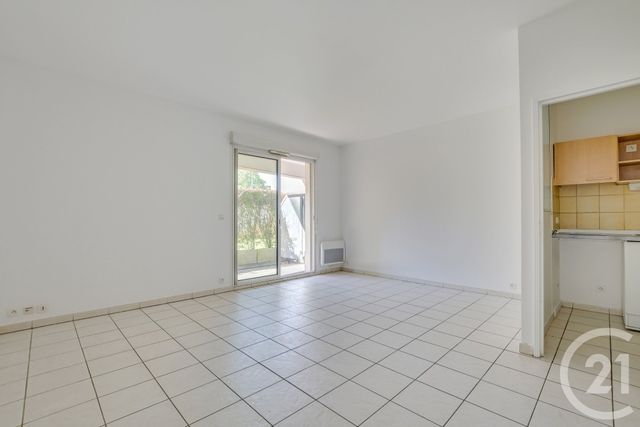 Appartement F2 à vendre - 2 pièces - 43.0 m2 - PARIS - 75020 - ILE-DE-FRANCE - Century 21 Saint-Fargeau