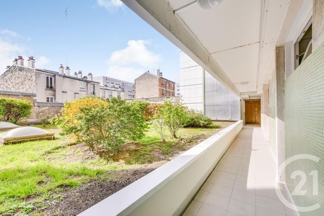 Appartement F1 à vendre - 1 pièce - 27.0 m2 - PARIS - 75020 - ILE-DE-FRANCE - Century 21 Saint-Fargeau