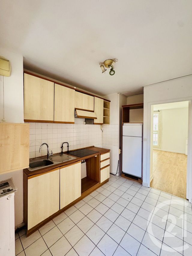 Appartement F1 à vendre - 1 pièce - 27.0 m2 - PARIS - 75020 - ILE-DE-FRANCE - Century 21 Saint-Fargeau