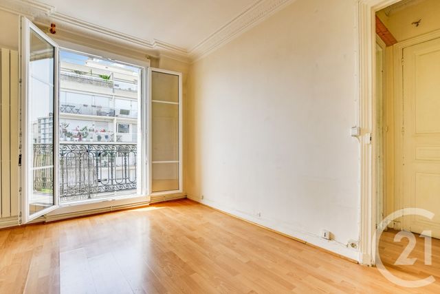 Appartement F2 à vendre - 2 pièces - 34.74 m2 - PARIS - 75020 - ILE-DE-FRANCE - Century 21 Saint-Fargeau