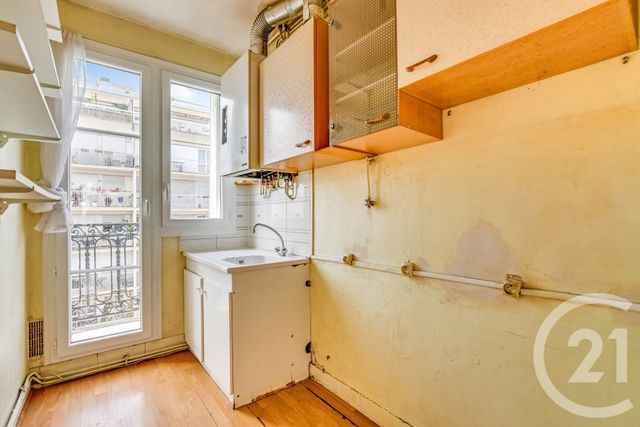 Appartement F2 à vendre - 2 pièces - 34.74 m2 - PARIS - 75020 - ILE-DE-FRANCE - Century 21 Saint-Fargeau