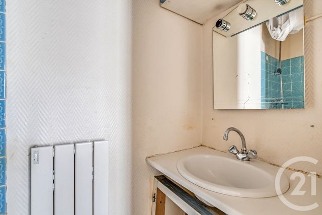 Appartement F2 à vendre - 2 pièces - 34.74 m2 - PARIS - 75020 - ILE-DE-FRANCE - Century 21 Saint-Fargeau