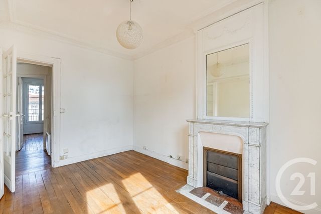 Appartement F3 à vendre - 3 pièces - 46.0 m2 - PARIS - 75020 - ILE-DE-FRANCE - Century 21 Saint-Fargeau