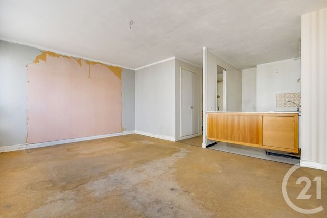 Appartement F2 à vendre - 2 pièces - 45.5 m2 - PARIS - 75019 - ILE-DE-FRANCE - Century 21 Saint-Fargeau