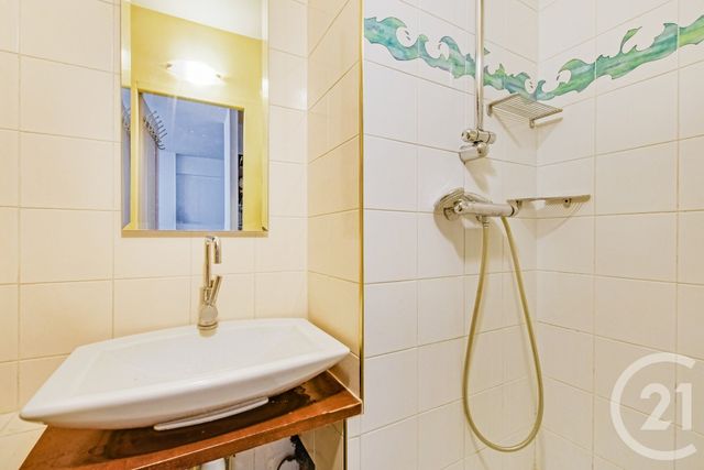 Appartement F1 à vendre - 1 pièce - 26.0 m2 - PARIS - 75020 - ILE-DE-FRANCE - Century 21 Saint-Fargeau
