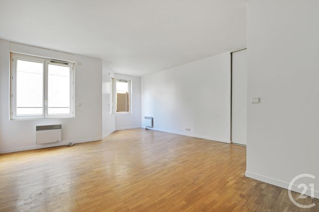 Appartement F1 à vendre - 1 pièce - 34.2 m2 - PARIS - 75020 - ILE-DE-FRANCE - Century 21 Saint-Fargeau