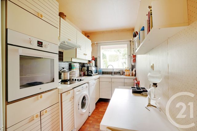 Afficher la photo en grand Appartement F3 à vendre - 3 pièces - 73.42 m2 - PARIS - 75020 - ILE-DE-FRANCE - Century 21 Saint-Fargeau